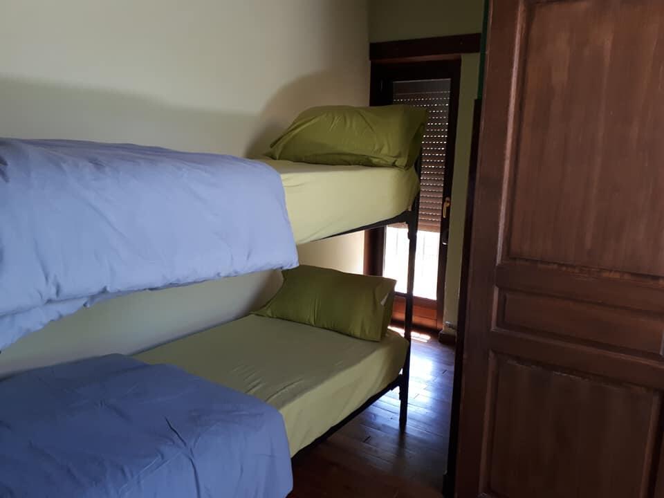 Albergue A'Noguera Кастьельо-де-Хака Экстерьер фото