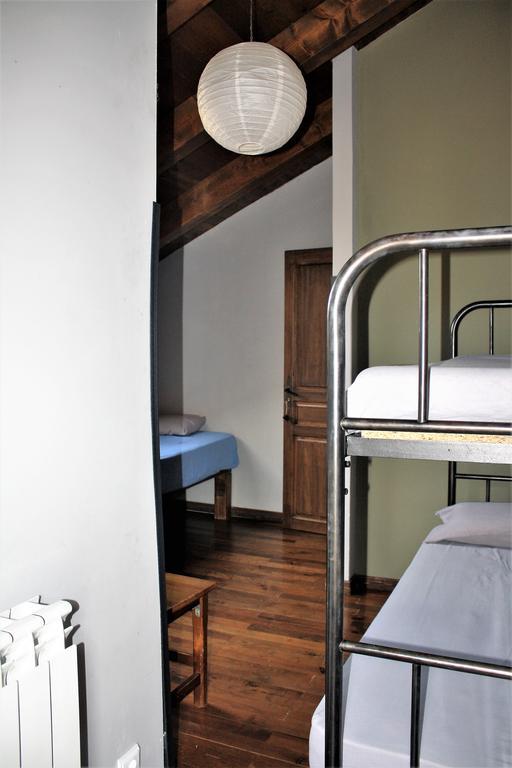 Albergue A'Noguera Кастьельо-де-Хака Экстерьер фото