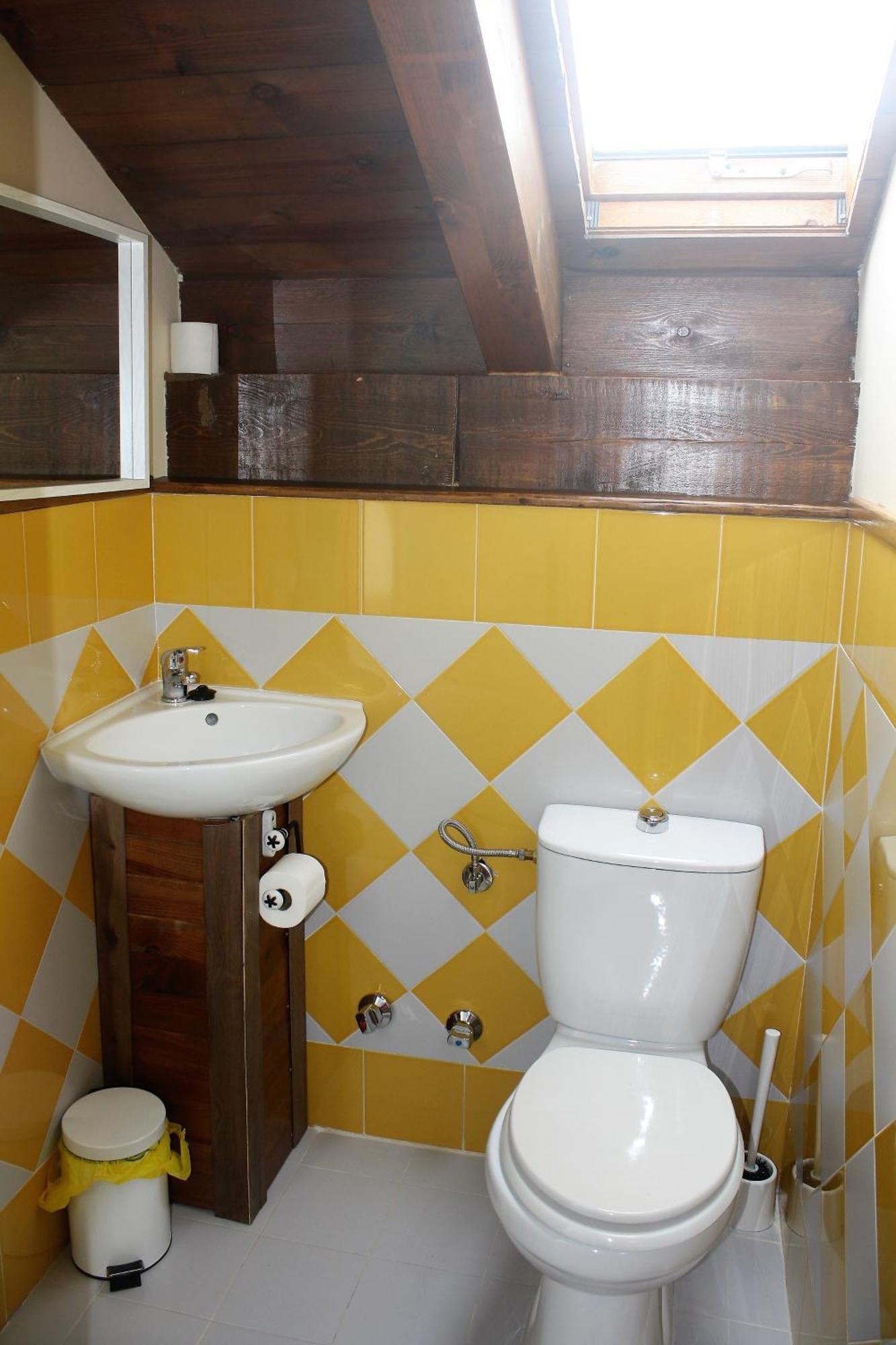 Albergue A'Noguera Кастьельо-де-Хака Экстерьер фото